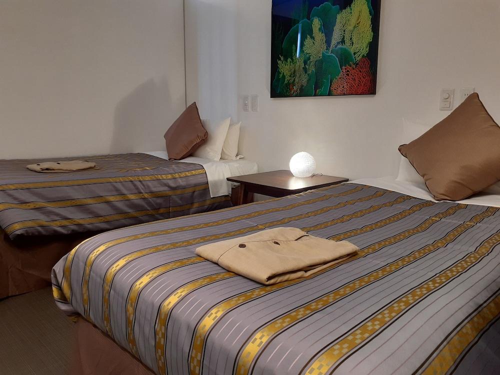 Hotel Koza Okinawa Buitenkant foto