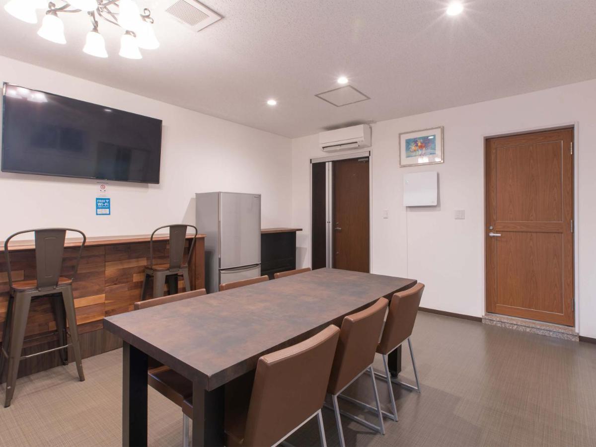 Hotel Koza Okinawa Buitenkant foto